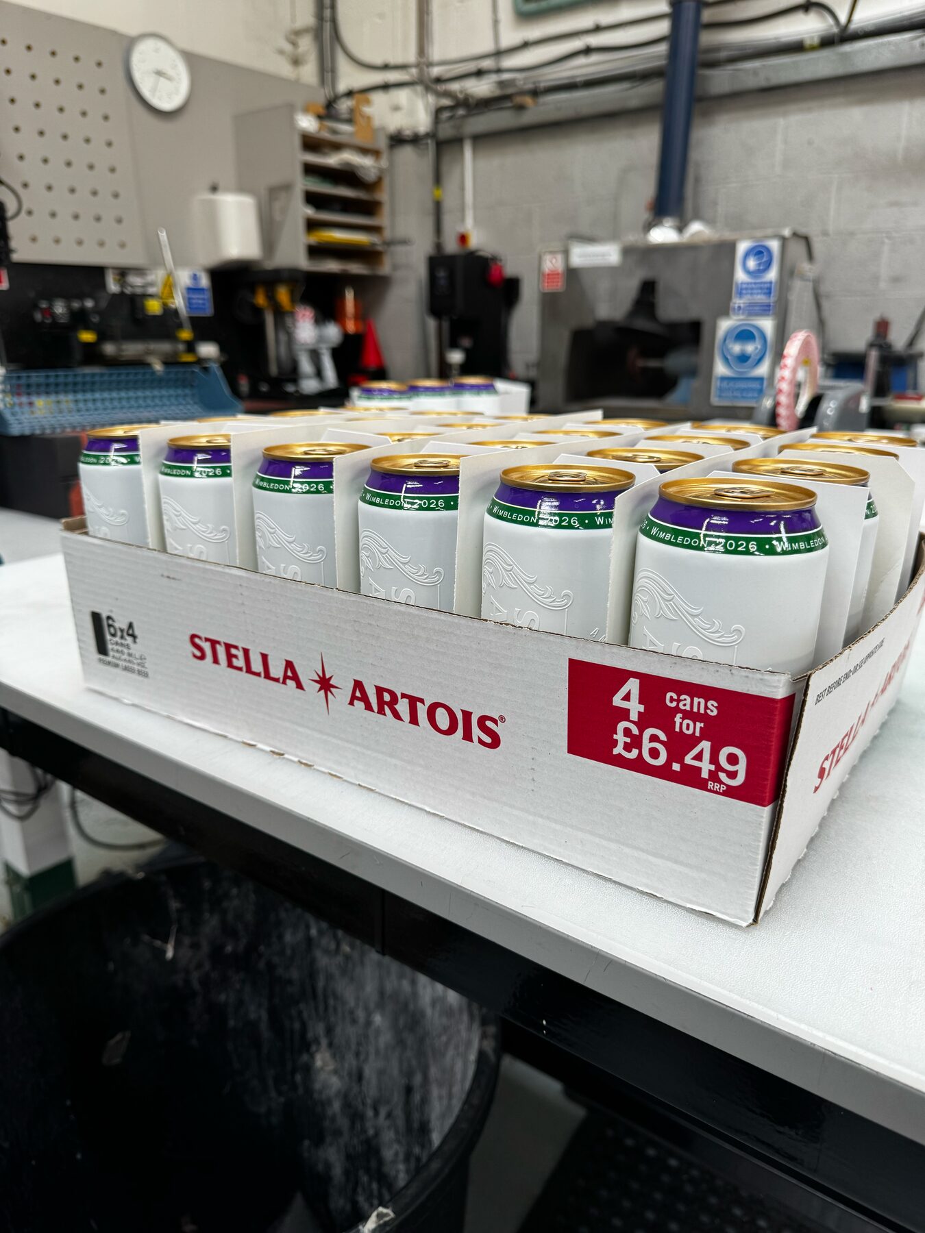 Finished cans in retail multipack trays